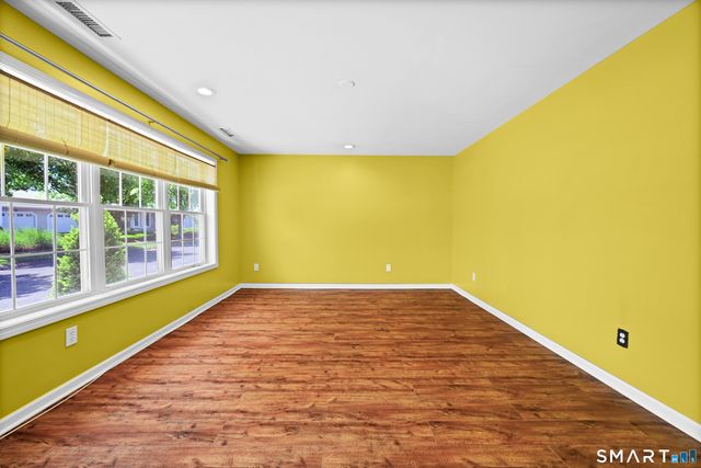 118 Gulf Street 21, Milford, CT 06460