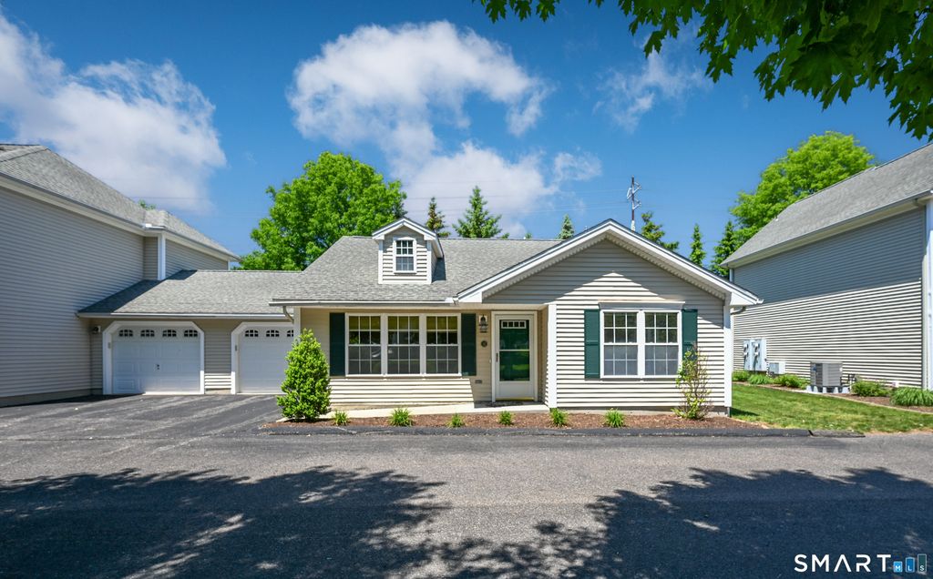 118 Gulf Street 21, Milford, CT 06460