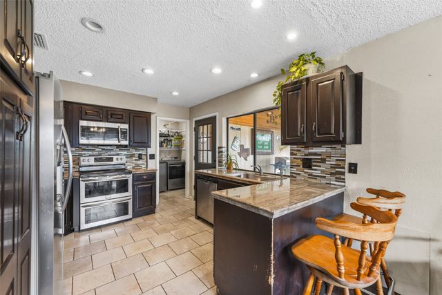 6116 Glacier Court, Mesquite, TX 75150