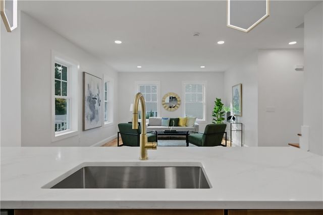 2 Bella Court, North Providence, RI 02911