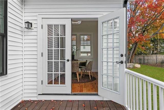 2 Bella Court, North Providence, RI 02911