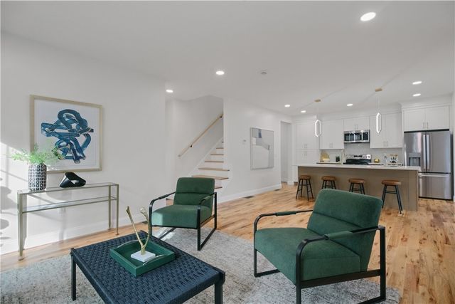 2 Bella Court, North Providence, RI 02911