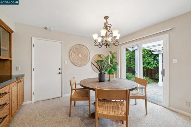 3245 Mckean Dr, Concord, CA 94518