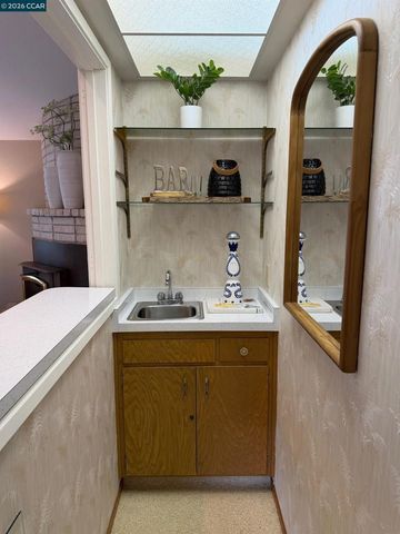 3245 Mckean Dr, Concord, CA 94518