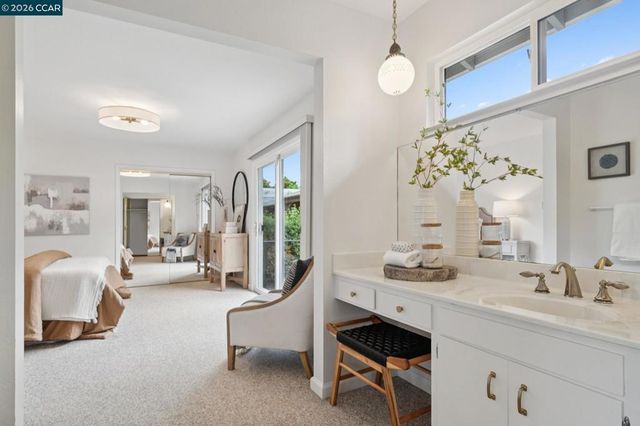 3245 Mckean Dr, Concord, CA 94518