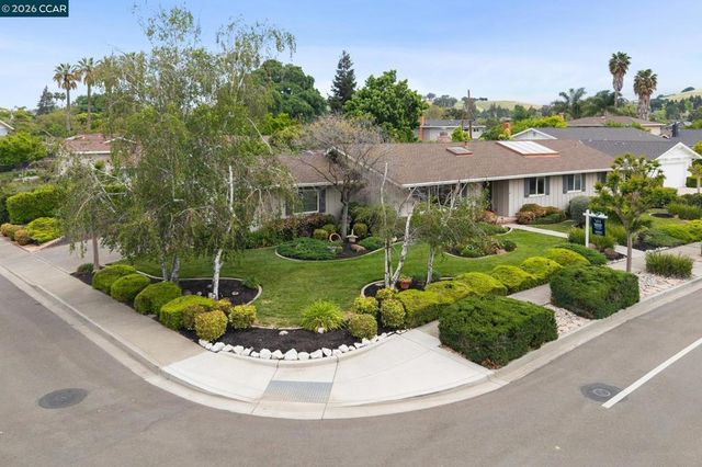 3245 Mckean Dr, Concord, CA 94518