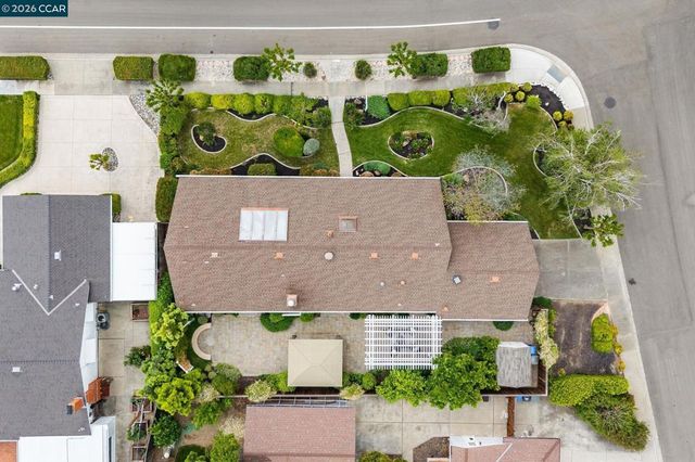 3245 Mckean Dr, Concord, CA 94518