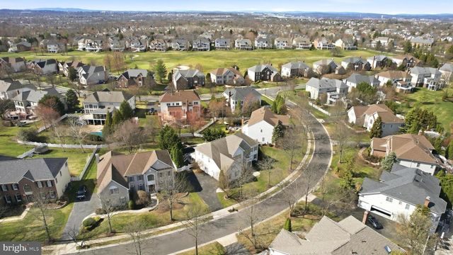 19925 INTERLACHEN CIR, Ashburn, VA 20147