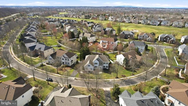 19925 INTERLACHEN CIR, Ashburn, VA 20147