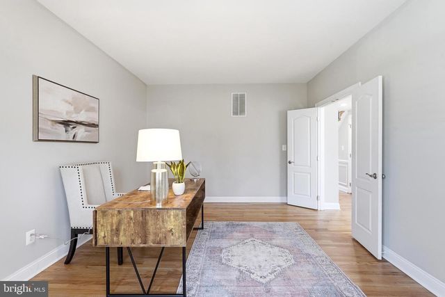 19925 INTERLACHEN CIR, Ashburn, VA 20147