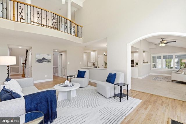 19925 INTERLACHEN CIR, Ashburn, VA 20147