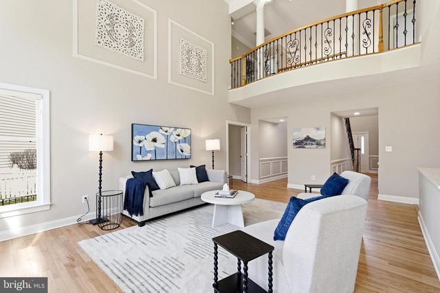 19925 INTERLACHEN CIR, Ashburn, VA 20147