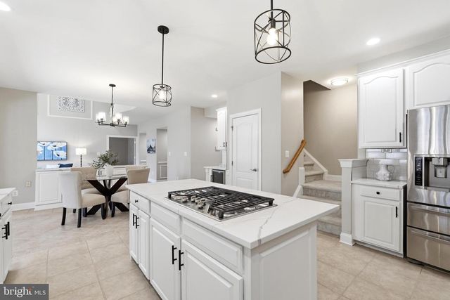 19925 INTERLACHEN CIR, Ashburn, VA 20147