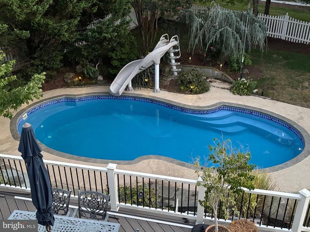 19925 INTERLACHEN CIR, Ashburn, VA 20147