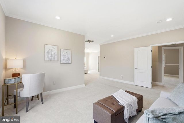 19925 INTERLACHEN CIR, Ashburn, VA 20147