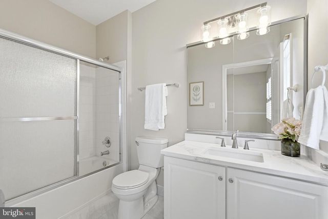 19925 INTERLACHEN CIR, Ashburn, VA 20147