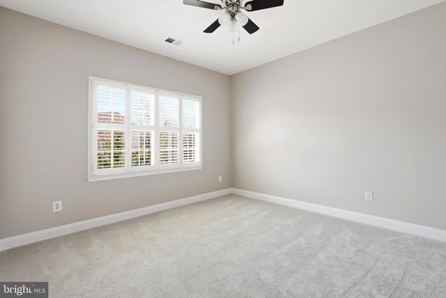 19925 INTERLACHEN CIR, Ashburn, VA 20147