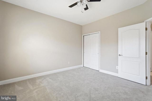 19925 INTERLACHEN CIR, Ashburn, VA 20147