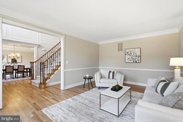 19925 INTERLACHEN CIR, Ashburn, VA 20147