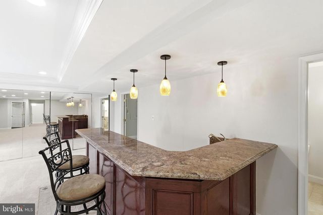 19925 INTERLACHEN CIR, Ashburn, VA 20147