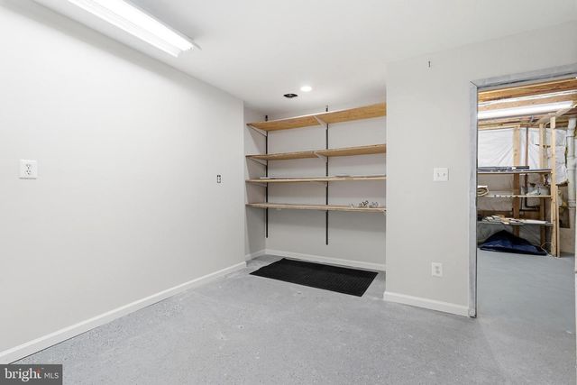 19925 INTERLACHEN CIR, Ashburn, VA 20147