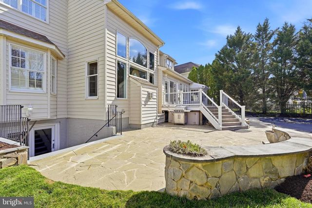 19925 INTERLACHEN CIR, Ashburn, VA 20147