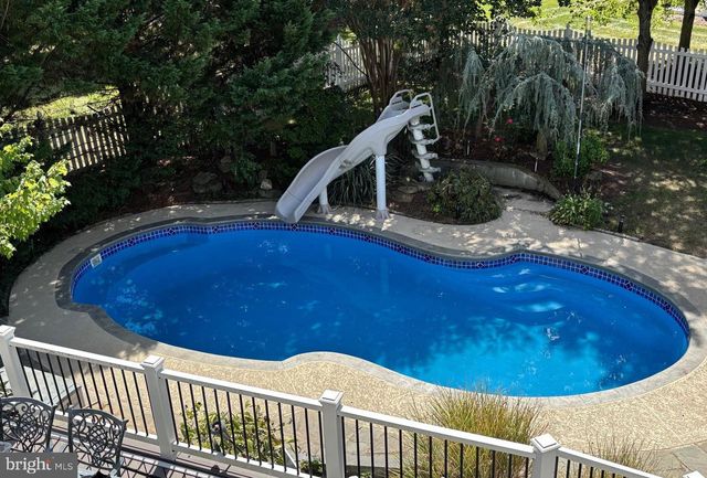 19925 INTERLACHEN CIR, Ashburn, VA 20147