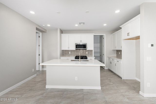 5566 N 205TH Lane, Buckeye, AZ 85396