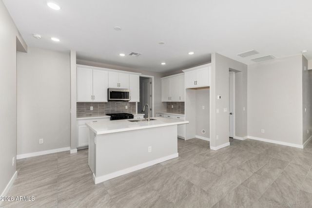 5566 N 205TH Lane, Buckeye, AZ 85396