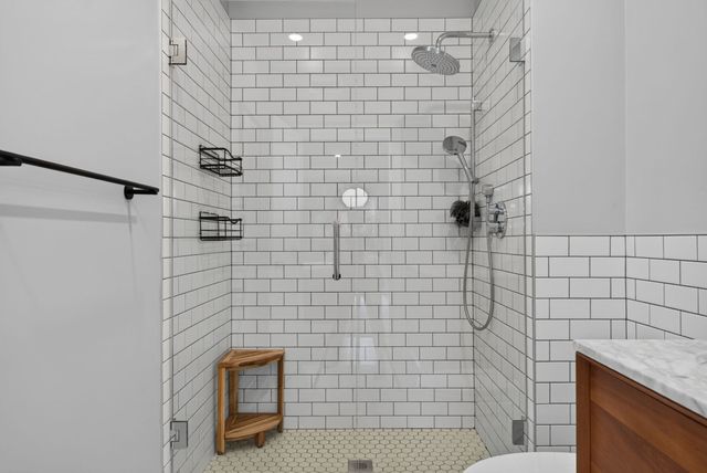 120 Brookside Ave 302, Boston, MA 02130
