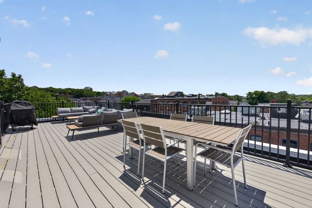 120 Brookside Ave 302, Boston, MA 02130