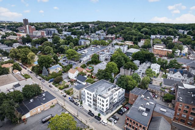 120 Brookside Ave 302, Boston, MA 02130