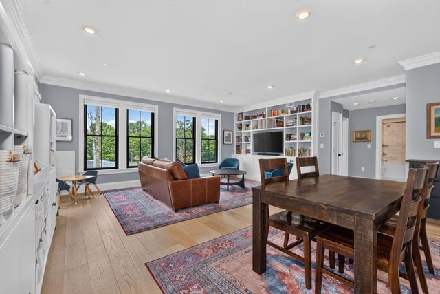 120 Brookside Ave 302, Boston, MA 02130