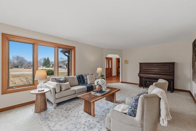 12605 N St Anne LANE, Mequon, WI 53092