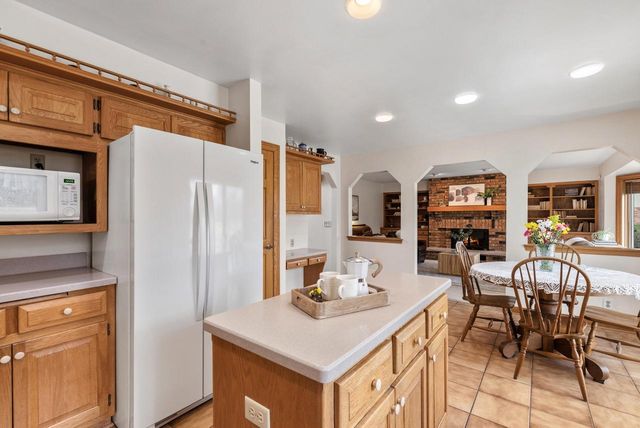 12605 N St Anne LANE, Mequon, WI 53092