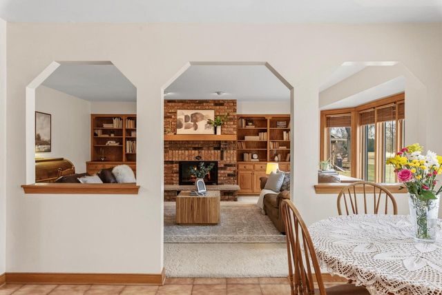 12605 N St Anne LANE, Mequon, WI 53092