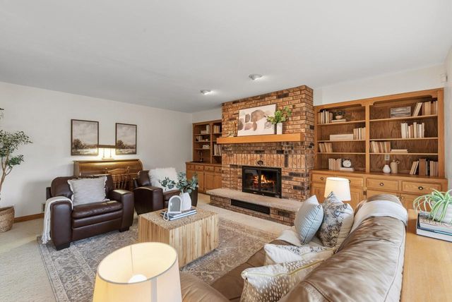 12605 N St Anne LANE, Mequon, WI 53092