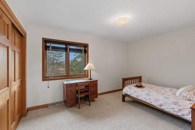 12605 N St Anne LANE, Mequon, WI 53092