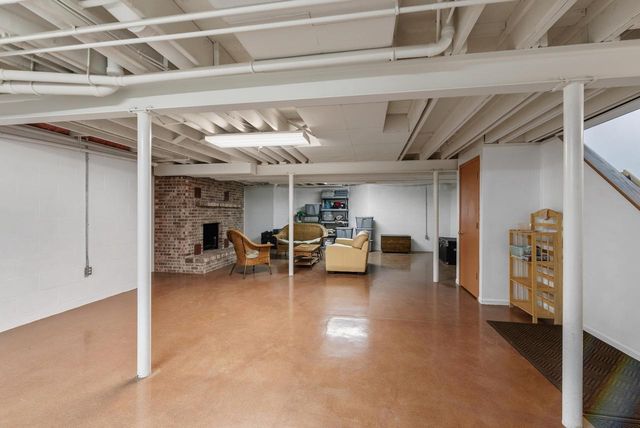 12605 N St Anne LANE, Mequon, WI 53092