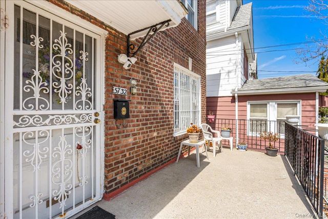 5732 138th Street, Flushing, NY 11355