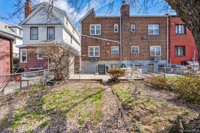 5732 138th Street, Flushing, NY 11355