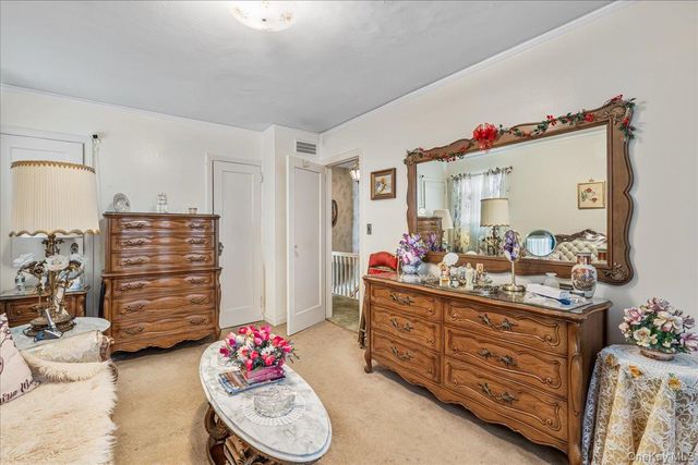 5732 138th Street, Flushing, NY 11355