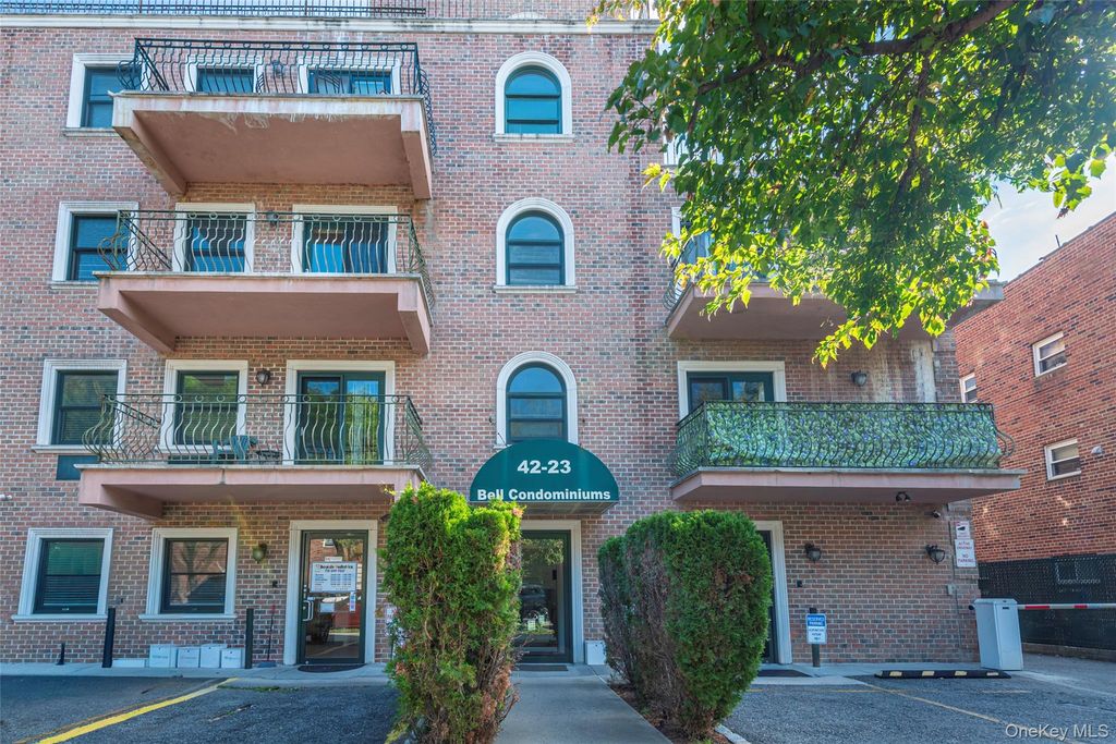 42-23 212 Street 3B, Bayside, NY 11361