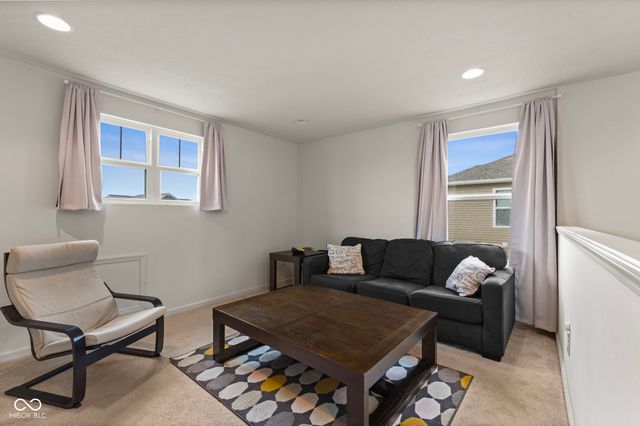 1398 Sarah Way, Avon, IN 46123