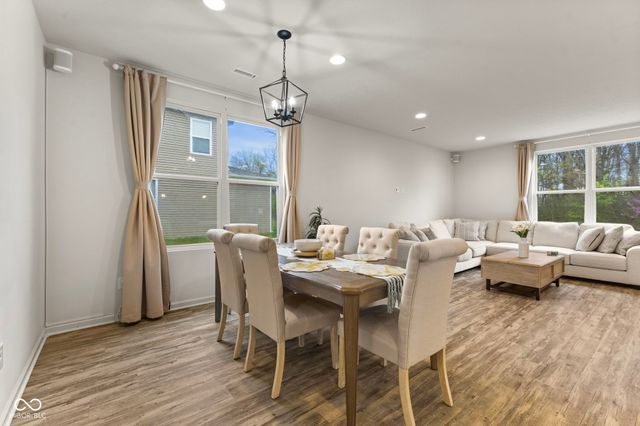 1398 Sarah Way, Avon, IN 46123
