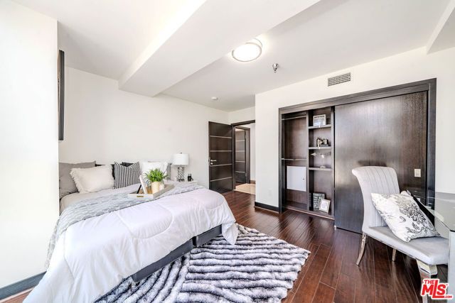 702 S Serrano Avenue 605, Los Angeles, CA 90005
