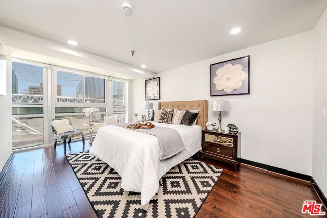 702 S Serrano Avenue 605, Los Angeles, CA 90005