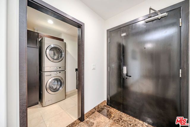 702 S Serrano Avenue 605, Los Angeles, CA 90005