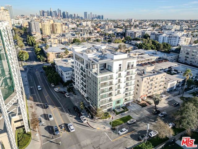 702 S Serrano Avenue 605, Los Angeles, CA 90005