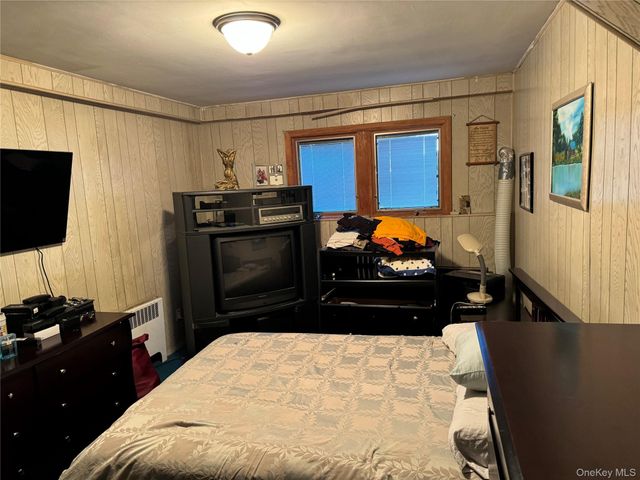 3938 Bernice Road, Seaford, NY 11783